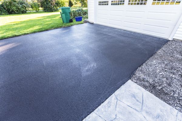 Cost of Blacktop Driveway Service in Denham Springs